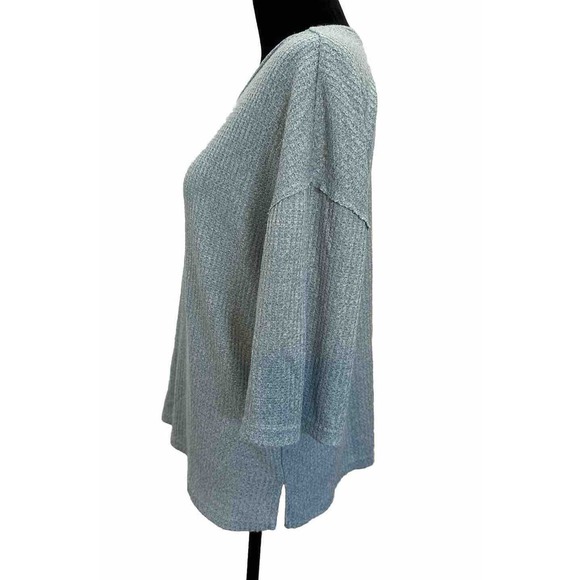 CYRUS Waffle Knit 3/4 Sleeve Top Comfort Size Medium Stretch Polyester Blend - Picture 3 of 7